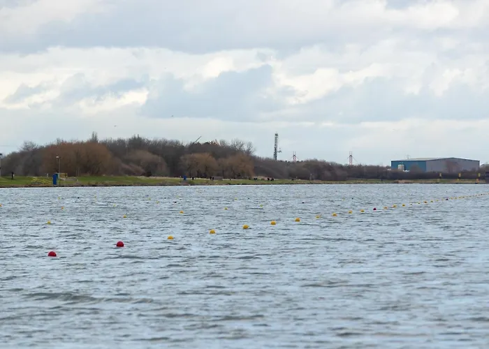 Holme Pierrepont Country Park Home Of The National Water Sports Centre